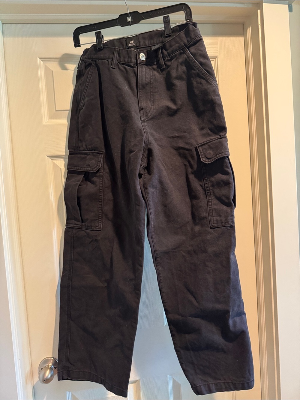 Men's Black Cargo Pants - H&M size 28